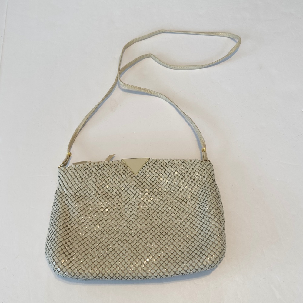 Bueno Vintage Cream Metal Mesh Crossbody Bag Gold Triangle Accent Ivory Evening